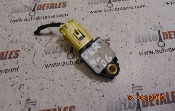Toyota Verso Airbag deployment crash/impact sensor 898310F010