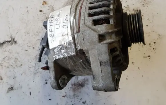 Opel Zafira A Generator/alternator 0124415002