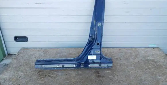 Honda CR-V Pillar (middle)