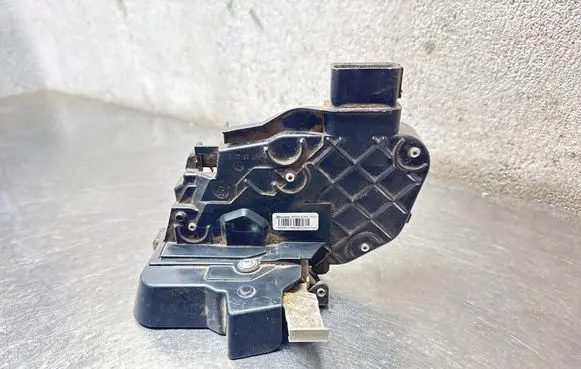 Ford Focus Rear door lock 4M5AA26412EE A048069 4249A