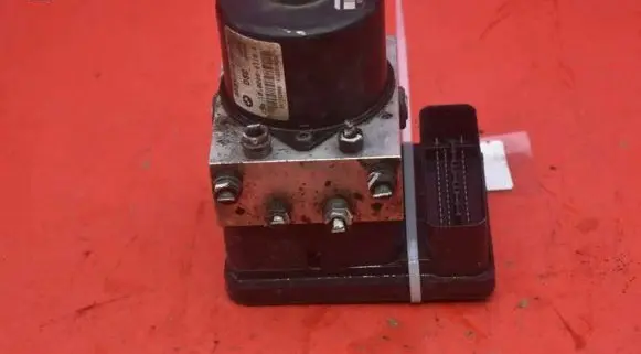 BMW Z4 E85 E86 ABS Pump 6763959