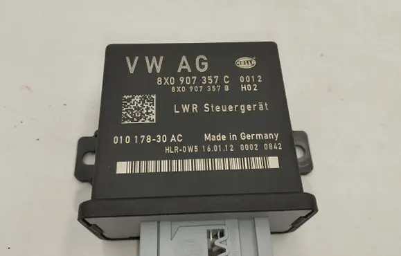 Audi A3 S3 8L Light module LCM 8X0907357C 01017830AC 8X0907357B
