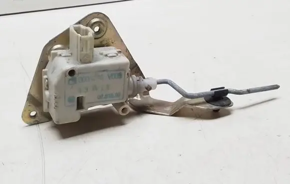 Smart ForTwo I Fuel tank cap lock 0008705V002