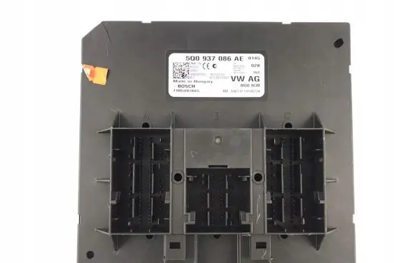 Volkswagen Golf VII BSM Control unit 5Q0937086AE
