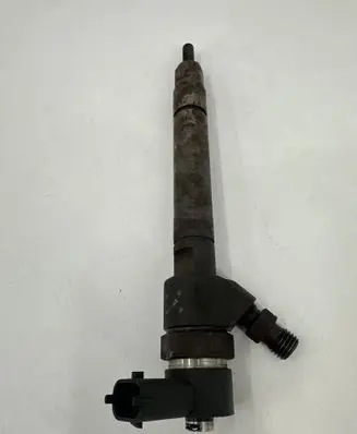 Volvo S80 Fuel injector 30750283