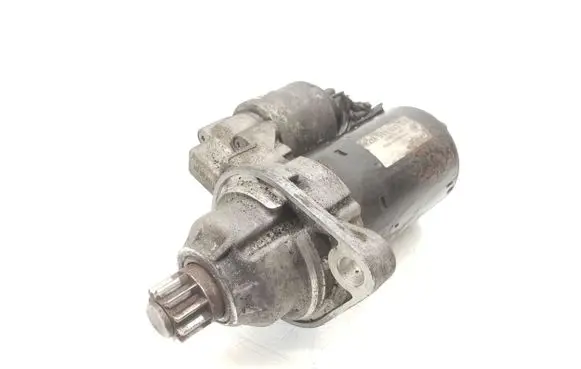 Volkswagen Golf V Starter motor 02M911023GX