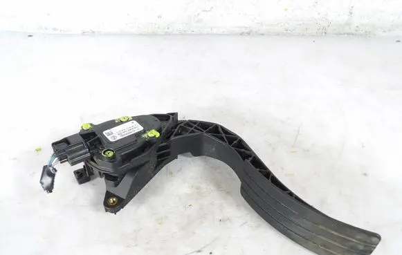 Renault Captur Accelerator throttle pedal 6PV00997807