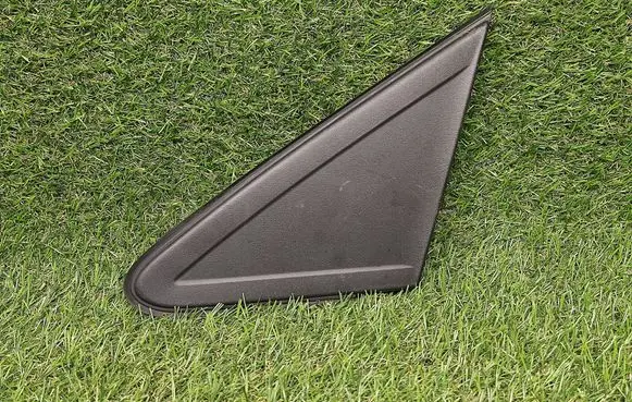 Ford Focus Plastic wing mirror trim cover 4M51A16004A
