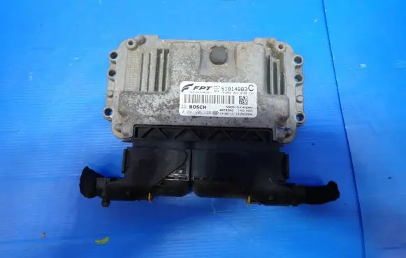 Fiat Doblo Engine control unit/module ECU 51914883 0261S05128
