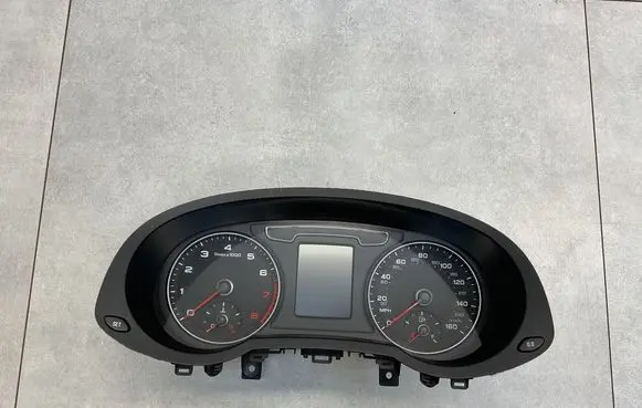 Audi Q3 8U Speedometer (instrument cluster) 8U0920970B