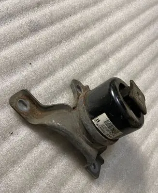 Volvo XC60 Engine mount bracket 6G926F012DD HL8082 21571245