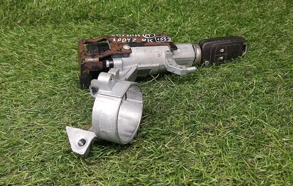 Opel Zafira C Ignition lock 20939745
