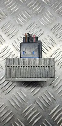 Opel Zafira B Glow plug pre-heat relay 55353011 51299014A