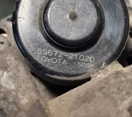 Toyota RAV 4 (XA20) Throttle valve 8967221020