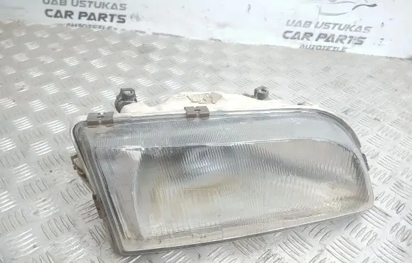 Volvo S40, V40 Headlight/headlamp