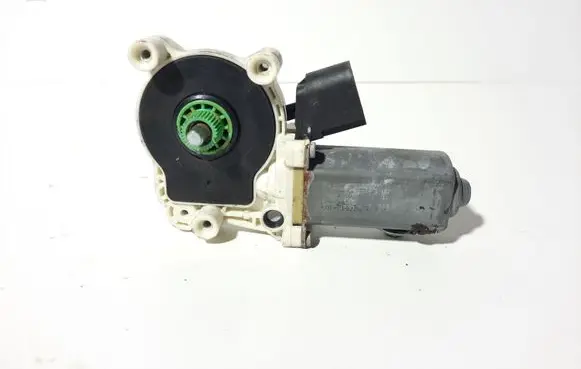 BMW X5 E70 Rear door window regulator motor 927613103 7267691