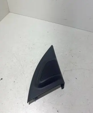 Volvo V70 Front door speaker 30781068
