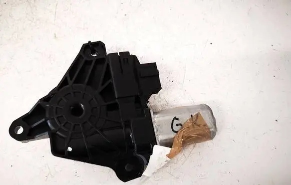 Mercedes-Benz C W205 Rear door window regulator motor A2059060301