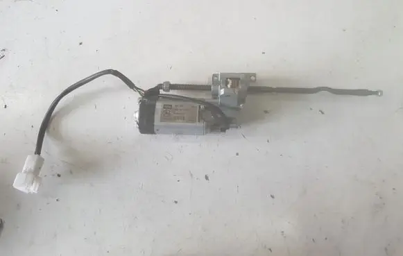 Mercedes-Benz SLK R171 Steering column adjust motor 404475