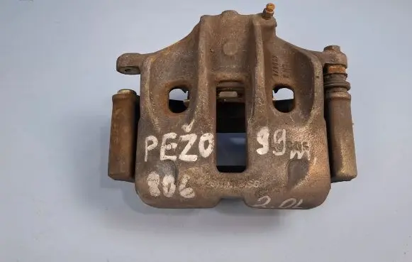 Peugeot 806 Front brake caliper 440192