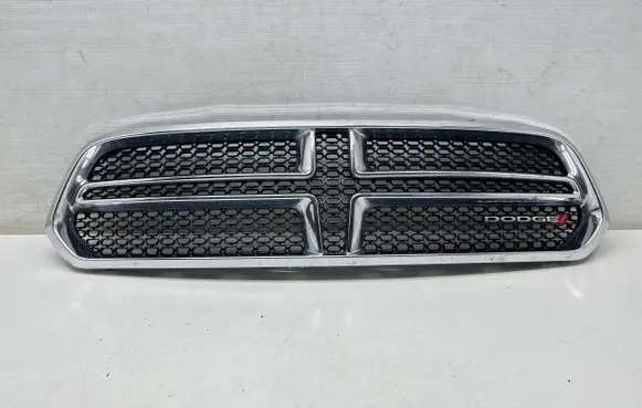 Front bumper upper radiator grill