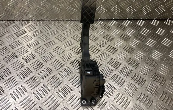 Skoda Fabia Mk1 (6Y) Accelerator throttle pedal 6Q1721503B