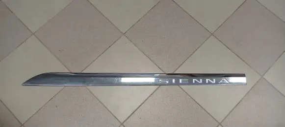 Toyota Sienna XL30 III Front door trim (molding)
