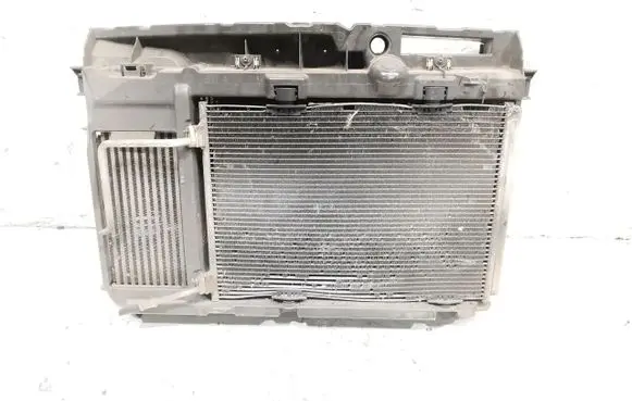 Citroen C3 Picasso Radiator set 9683562980