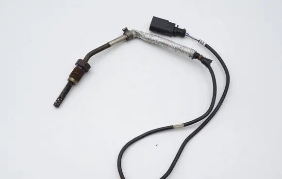 Volkswagen PASSAT B6 Exhaust gas temperature sensor 03G906088A