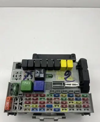Opel Astra G Fuse box set 24412497