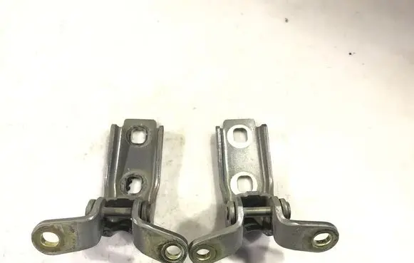 Chevrolet Camaro Front door hinges set P19156 P19157