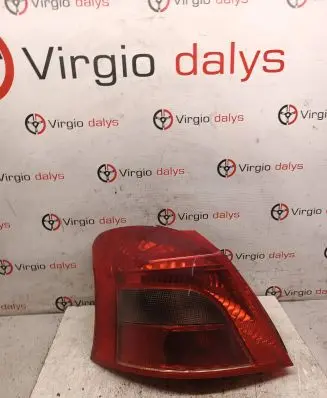 Toyota Yaris Rear/tail lights E131172