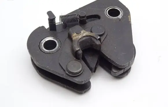 Hyundai Getz Seat back rest lock catch