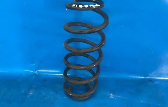 Toyota Prius (XW30) Rear coil spring 4823147140