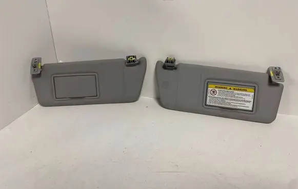 Mercedes-Benz C W203 Sun visor A2038171820