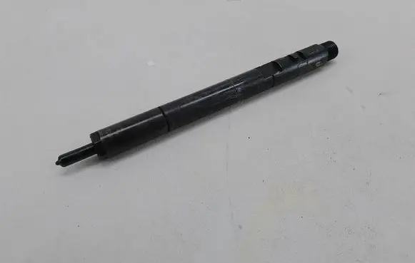 Fuel injector