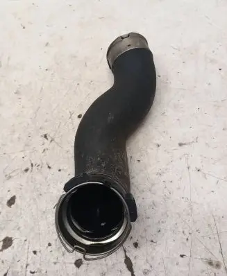 BMW 5 F10 F11 Intercooler hose/pipe 000009507122