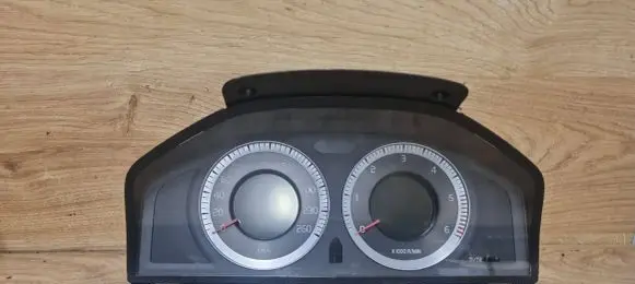 Volvo XC60 Speedometer (instrument cluster) 31270901AA