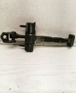 Volvo XC60 Rear door check strap stopper 31424467