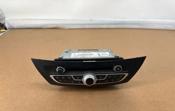 Renault Laguna III Radio/CD/DVD/GPS head unit 281156980R 7649018391