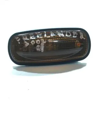 Land Rover Freelander Front fender indicator light 8360205 E101881