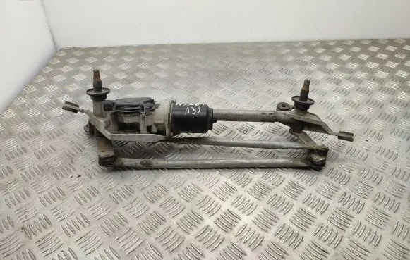 Honda FR-V Front wiper linkage and motor