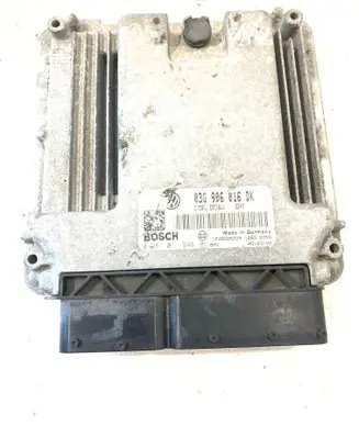 Volkswagen Touran I Engine control unit/module 03G906016DK 0281011946