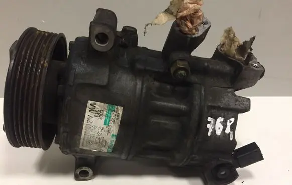 Volkswagen Golf VI Air conditioning (A/C) compressor (pump) 5N0820803 R134A 044501099B4