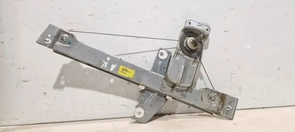 Peugeot 207 Rear door manual window regulator 9650768180