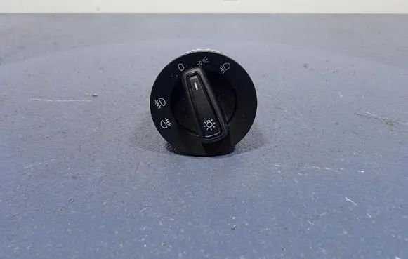 Skoda Octavia Mk3 (5E) Light switch 5E0941431F