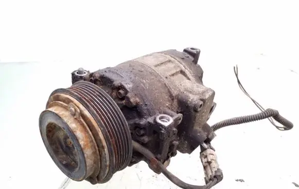 Opel Zafira A Air conditioning (A/C) compressor (pump) 472208610