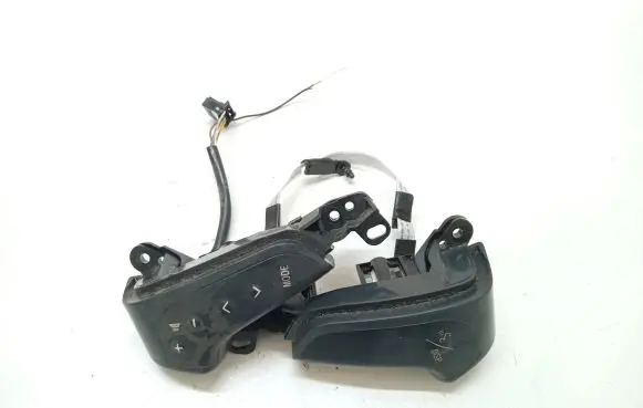 Toyota Avensis T220 Sound control switch 75B070