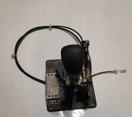 Mitsubishi Pajero Gear shifter/selector MR477640