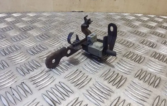 KIA Sportage Vacuum valve 